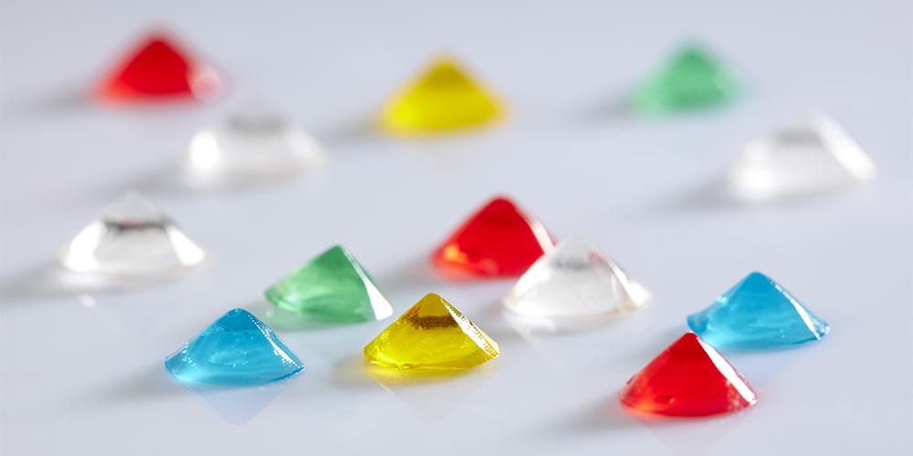 DIAMONDS: THE EDIBLE JELLY DIAMONDS FOR DECORATIONS