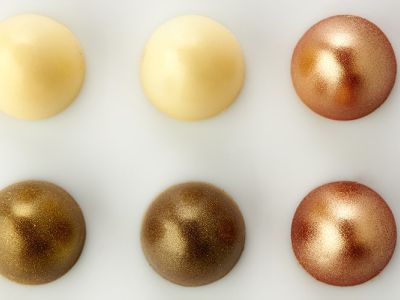 disponibile nella pilloliera bianca 30 g, nel flacone bianco 150 g e 190 g, nella bottiglia 200 g, nel secchiello bianco 200 g, 900 g, 4 kg e 8 kg
