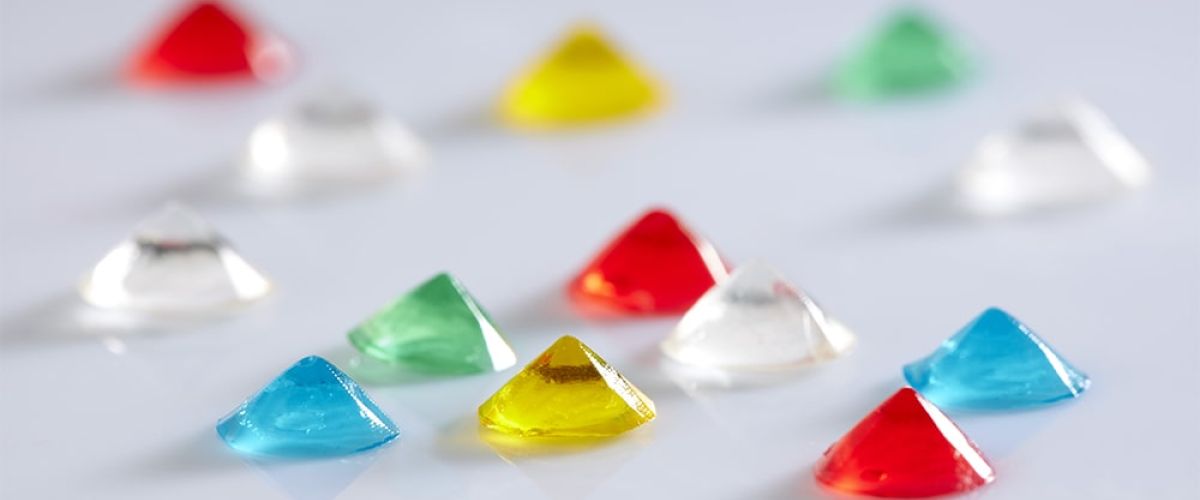 DIAMOND: DIAMANTI ALIMENTARI IN GELATINA PER DECORAZIONI