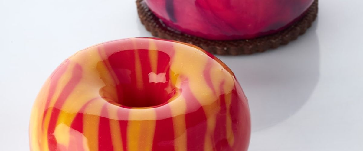 MIRROR GLAZE: GLASSA ALIMENTARE PER COPERTURA A SPECCHIO